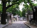 A photo of the Pere Lachaise Cemetery in Paris, France (© Peter Poradisch, CC BY 2.5)