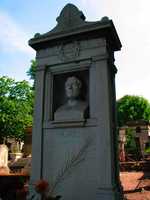 The tomb of Ingres in the cemetery of Père Lachaise in Paris. (© Fernando González del Cueto, CC BY-SA 3.0)